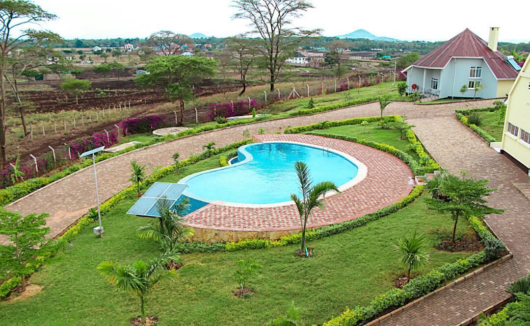 A1 Hotel And Resort Arusha Esterno foto