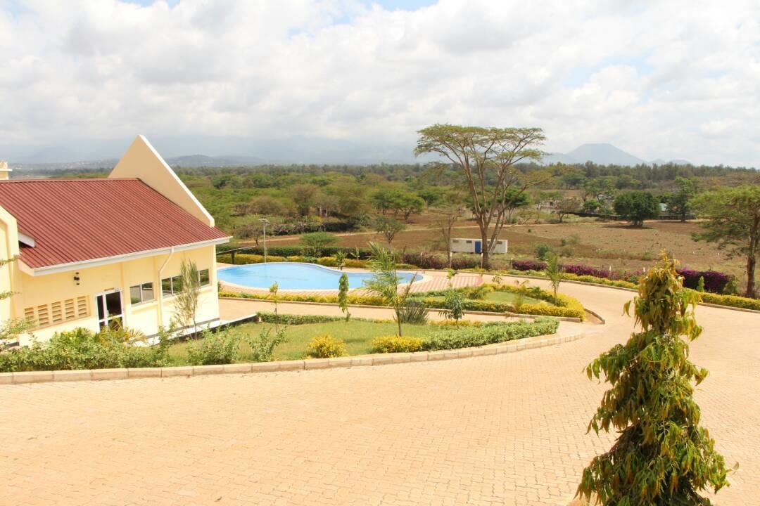 A1 Hotel And Resort Arusha Esterno foto